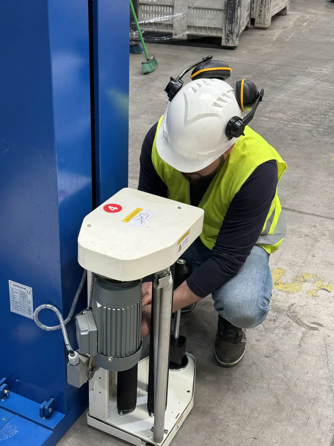 Reparación de la estructura de una plataforma de envolvedora